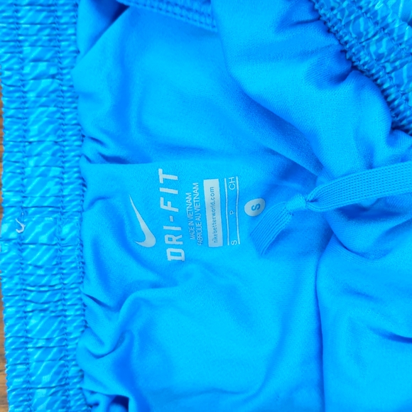 Nike Women’s Dri-FIT Tempo Running Shorts Size Small - Picture 2 of 4